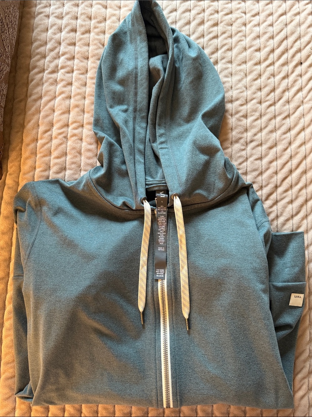 Vuori Full-Zip Hoodie in Teal Green